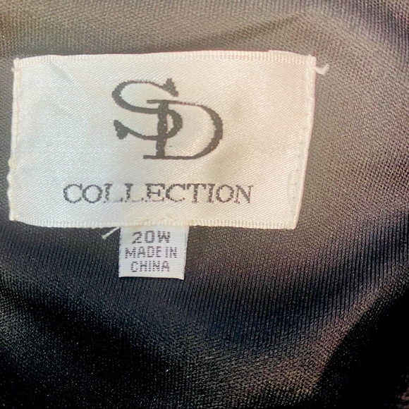 Size 20 | Black and Gold Jeweled Cocktail Dress - Picture 10 of 12